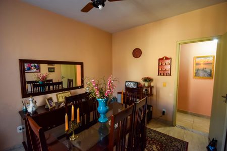 Apartamento à venda com 105m², 3 quartos e 1 vaga Apartamento à venda com 105m², 3 quartos e 1 vagaQuarto 1 / Sala de Jantar