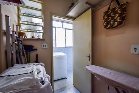 Apartamento à venda com 105m², 3 quartos e 1 vaga Apartamento à venda com 105m², 3 quartos e 1 vagaQuarto de Serviço