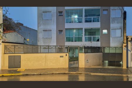 Apartamento à venda com 122m², 2 quartos e 2 vagas Apartamento à venda com 122m², 2 quartos e 2 vagasFachada