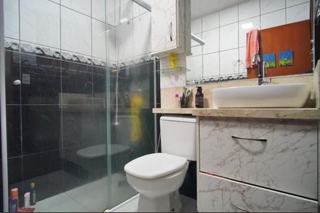 Casa à venda com 149m², 3 quartos e 3 vagasBanheiro