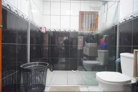 Casa à venda com 149m², 3 quartos e 3 vagasBanheiro da Suíte