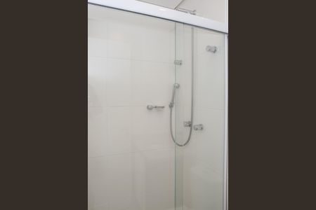 Apartamento à venda com 65m², 2 quartos e 1 vagaBanheiro Social