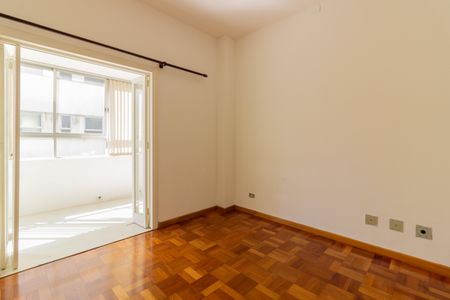 Apartamento à venda com 134m², 3 quartos e 1 vaga Apartamento à venda com 134m², 3 quartos e 1 vagaSala de Jantar