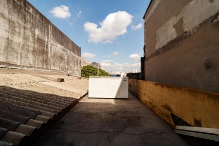 Casa à venda com 260m², 1 quarto e 2 vagas Casa à venda com 260m², 1 quarto e 2 vagasÁrea externa