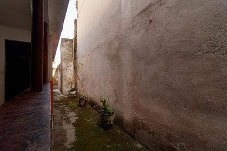 Casa à venda com 260m², 1 quarto e 2 vagas Casa à venda com 260m², 1 quarto e 2 vagasÁrea externa