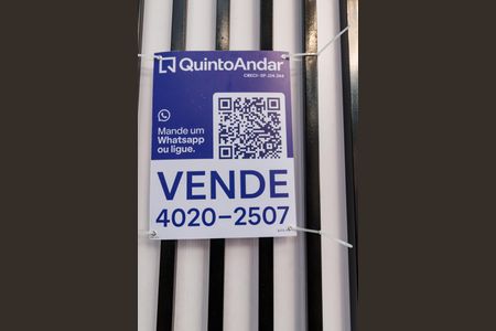 Casa à venda com 260m², 1 quarto e 2 vagas Casa à venda com 260m², 1 quarto e 2 vagasPlaca