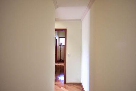 Apartamento à venda com 285m², 4 quartos e 4 vagas Apartamento à venda com 285m², 4 quartos e 4 vagasCorredor