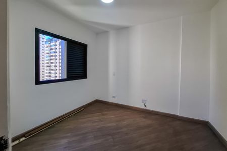 Apartamento para alugar com 100m², 3 quartos e 2 vagas Apartamento para alugar com 100m², 3 quartos e 2 vagasQuarto