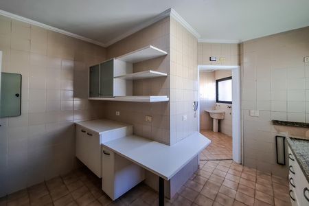 Apartamento para alugar com 100m², 3 quartos e 2 vagas Apartamento para alugar com 100m², 3 quartos e 2 vagasCozinha