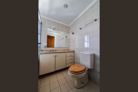 Apartamento para alugar com 100m², 3 quartos e 2 vagas Apartamento para alugar com 100m², 3 quartos e 2 vagasBanheiro