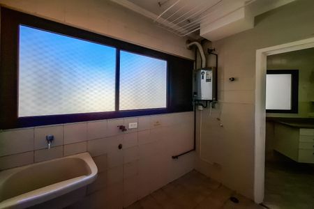 Apartamento para alugar com 100m², 3 quartos e 2 vagas Apartamento para alugar com 100m², 3 quartos e 2 vagasÁrea de Serviço