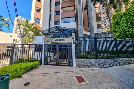 Apartamento para alugar com 100m², 3 quartos e 2 vagas Apartamento para alugar com 100m², 3 quartos e 2 vagasFachada