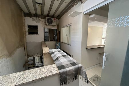 Casa à venda com 250m², 3 quartos e 1 vagaÁrea de Serviço