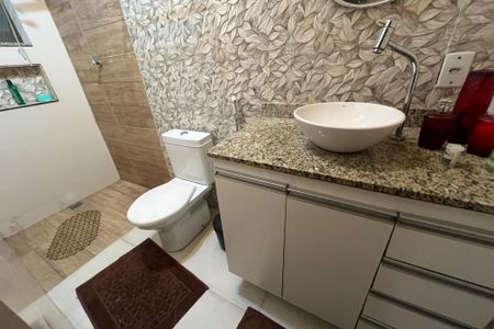 Casa à venda com 250m², 3 quartos e 1 vagaBanheiro da Suíte