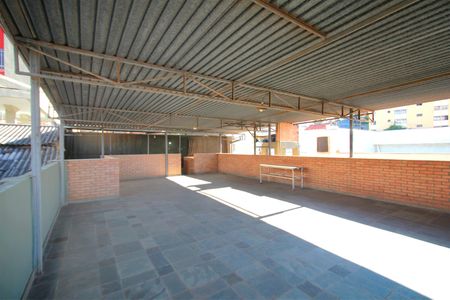 Casa à venda com 200m², 3 quartos e 3 vagasCobertura