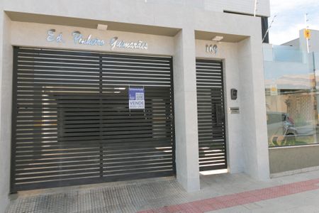 Apartamento à venda com 124m², 4 quartos e 2 vagas Apartamento à venda com 124m², 4 quartos e 2 vagasPlaquinha