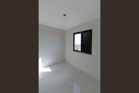 Apartamento à venda com 124m², 4 quartos e 2 vagas Apartamento à venda com 124m², 4 quartos e 2 vagasQuarto 2