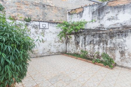 Casa à venda com 215m², 5 quartos e 2 vagasÁrea Externa da Casa 2