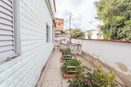 Casa à venda com 215m², 5 quartos e 2 vagasEntrada 