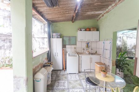 Casa à venda com 215m², 5 quartos e 2 vagasÁrea de Serviço da Casa 2