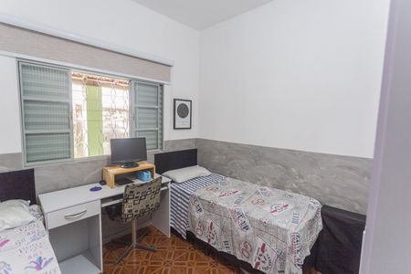 Casa à venda com 215m², 5 quartos e 2 vagasQuarto 2 da Casa 2