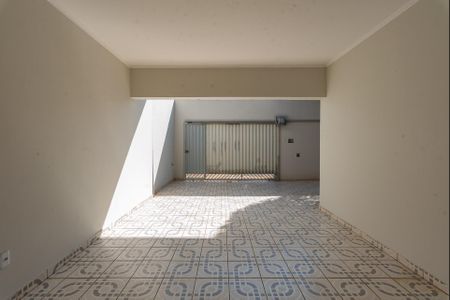 Casa à venda com 230m², 3 quartos e 3 vagas