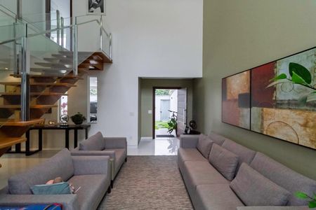 Casa à venda com 234m², 4 quartos e 4 vagas Casa à venda com 234m², 4 quartos e 4 vagasSala