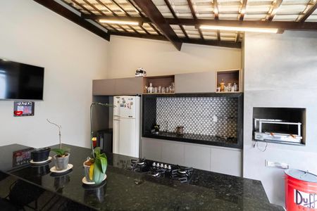 Casa à venda com 234m², 4 quartos e 4 vagas Casa à venda com 234m², 4 quartos e 4 vagasÁrea gourmet