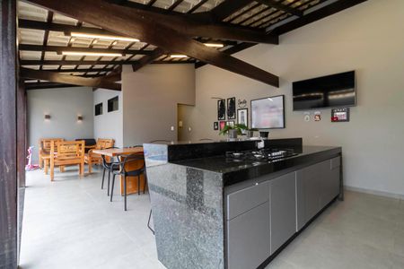 Casa à venda com 234m², 4 quartos e 4 vagas Casa à venda com 234m², 4 quartos e 4 vagasÁrea gourmet