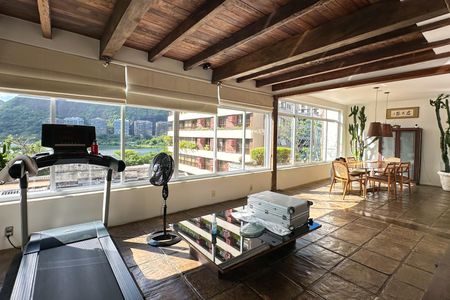 Apartamento à venda com 230m², 2 quartos e 2 vagas Apartamento à venda com 230m², 2 quartos e 2 vagasSala