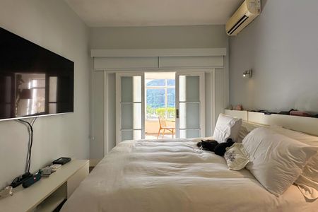 Apartamento à venda com 230m², 2 quartos e 2 vagas Apartamento à venda com 230m², 2 quartos e 2 vagasSuíte