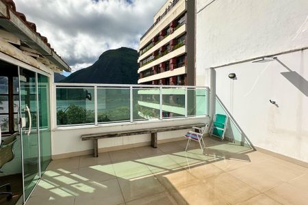 Apartamento à venda com 230m², 2 quartos e 2 vagas Apartamento à venda com 230m², 2 quartos e 2 vagasÁrea externa