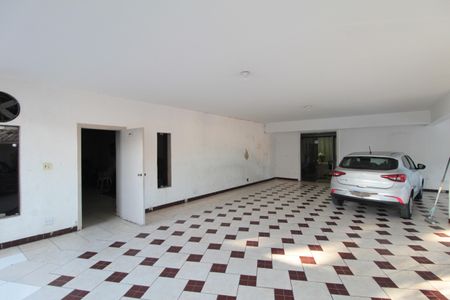 Casa à venda com 1860m², 5 quartos e 8 vagasGaragem