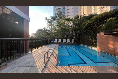 Apartamento à venda com 230m², 4 quartos e 4 vagas Apartamento à venda com 230m², 4 quartos e 4 vagasÁrea comum