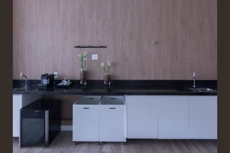 Apartamento à venda com 33m², 1 quarto e 1 vaga