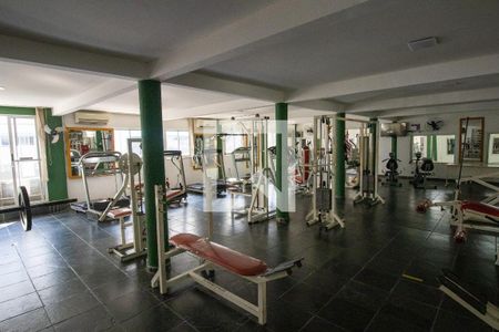 Apartamento à venda com 55m², 2 quartos e 1 vaga Apartamento à venda com 55m², 2 quartos e 1 vagaÁrea comum - Academia