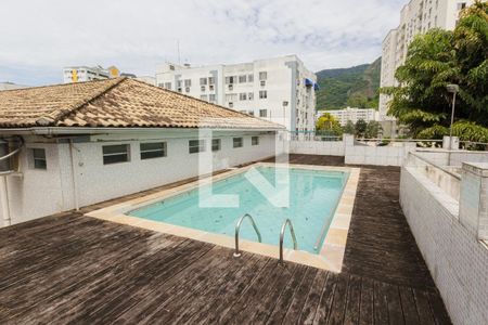 Apartamento à venda com 55m², 2 quartos e 1 vaga Apartamento à venda com 55m², 2 quartos e 1 vagaÁrea comum - Piscina