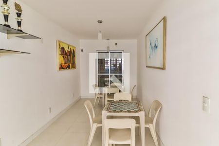 Apartamento à venda com 55m², 2 quartos e 1 vaga Apartamento à venda com 55m², 2 quartos e 1 vagaÁrea comum - Salão de Jogos