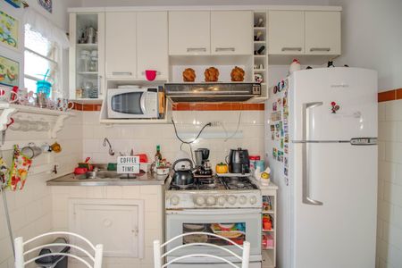 Apartamento à venda com 75m², 2 quartos e sem vaga Apartamento à venda com 75m², 2 quartos e sem vagaCozinha e Área de Serviço