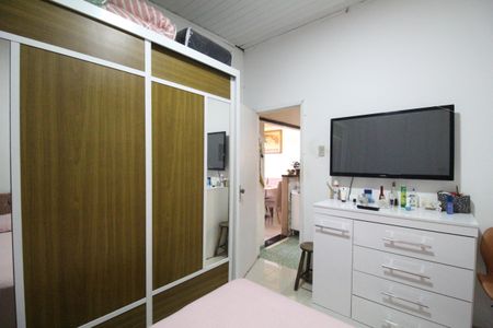 Casa à venda com 180m², 2 quartos e 1 vagaQuarto
