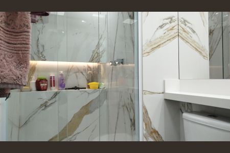 Apartamento à venda com 62m², 2 quartos e 1 vaga Apartamento à venda com 62m², 2 quartos e 1 vagaBanheiro Social