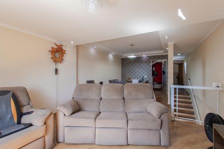 Casa para alugar com 200m², 2 quartos e 2 vagas Casa para alugar com 200m², 2 quartos e 2 vagasSala