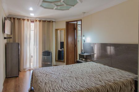Casa para alugar com 200m², 2 quartos e 2 vagas Casa para alugar com 200m², 2 quartos e 2 vagasQuarto Suíte Principal