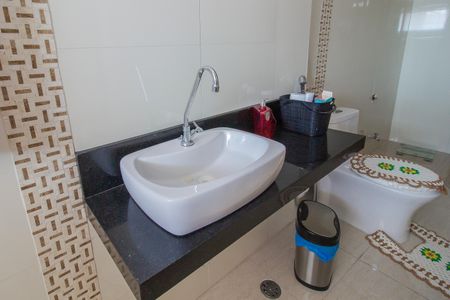 Casa para alugar com 200m², 2 quartos e 2 vagas Casa para alugar com 200m², 2 quartos e 2 vagasBanheiro Suíte Principal