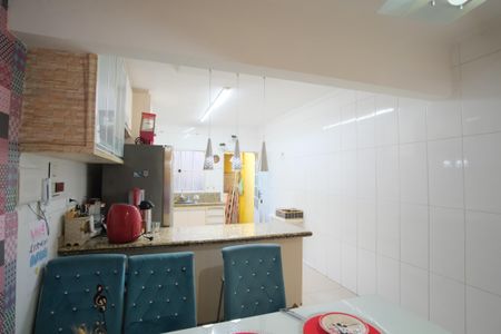 Casa à venda com 240m², 3 quartos e 2 vagasCopa