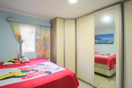 Casa à venda com 240m², 3 quartos e 2 vagasQuarto 2