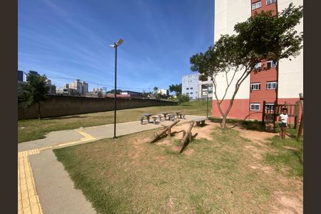 Apartamento à venda com 53m², 2 quartos e sem vagaÁrea comum - Playground