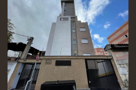 Apartamento à venda com 30m², 1 quarto e sem vaga Apartamento à venda com 30m², 1 quarto e sem vagaFachada