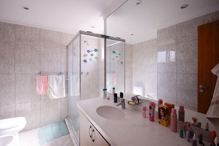 Apartamento à venda com 125m², 3 quartos e 3 vagas Apartamento à venda com 125m², 3 quartos e 3 vagasBanheiro da Suíte 3