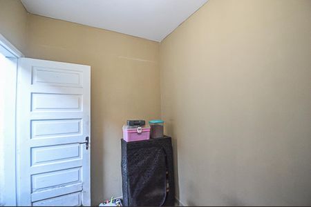 Casa à venda com 150m², 2 quartos e 1 vaga Casa à venda com 150m², 2 quartos e 1 vagaQuarto de Serviço